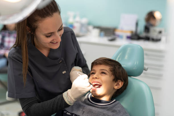 Best Dentist for Tooth Abscess  in Goulding, FL
